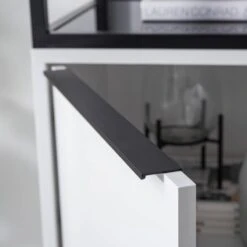 Armoire White Hall II -Armoire Soldes Boutique 1000218376 210316 08062100022 DETAILS P000000001000218376