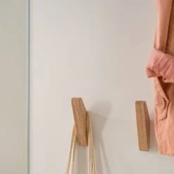 Armoire D’entrée LINDHOLM Avec Miroir -Armoire Soldes Boutique 1000364010 230913 023 MOOD DETAILS P000000001000364010 mood