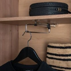 Armoire D’entrée Leox I -Armoire Soldes Boutique 1000364240 230726 031 DETAILS P000000001000364240